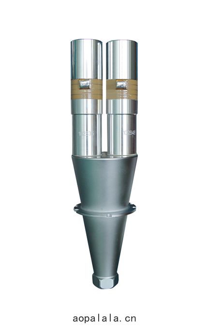 15kHz-3200W 聲峰超(chāo)聲波換能器(qì) 雙(shuāng)柱(zhù)直筒(tǒng) 15kHz-3200W 聲峰超(chāo)聲波(bō)換能器 雙柱(zhù)直筒